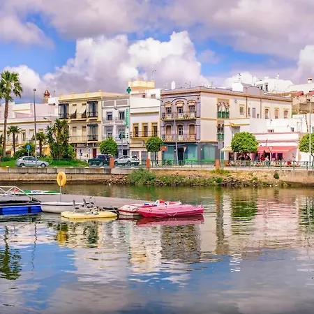 Centro De Ayamonte. Junto Al Rio Guadiana Y Nuevo Puerto Deportivo. * Ayamonte
