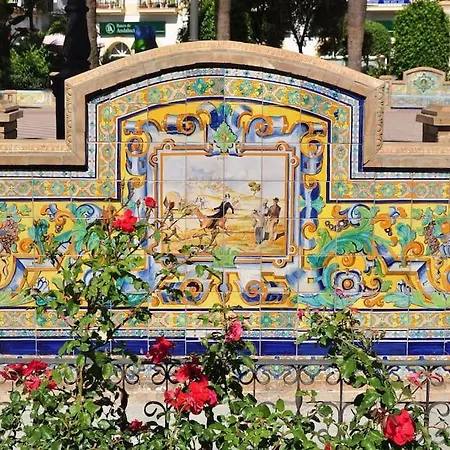 Centro De Ayamonte. Junto Al Rio Guadiana Y Nuevo Puerto Deportivo. Ayamonte