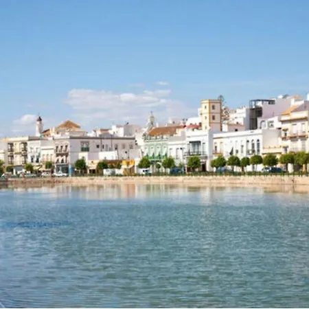 Centro De Ayamonte. Junto Al Rio Guadiana Y Nuevo Puerto Deportivo. Apartment *