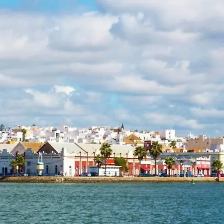 Centro De Ayamonte. Junto Al Rio Guadiana Y Nuevo Puerto Deportivo. Apartment Ayamonte