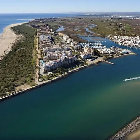 Apartamento Centro De Ayamonte. Junto Al Rio Guadiana Y Nuevo Puerto Deportivo. *